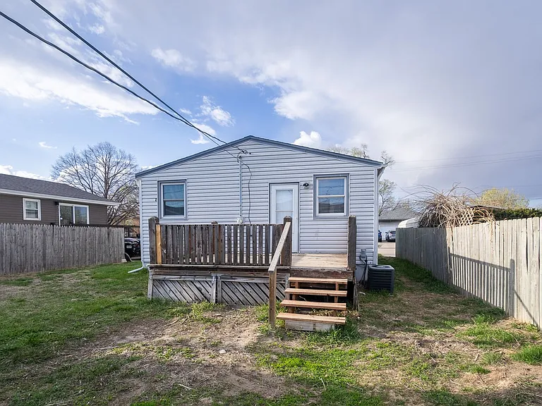4105 Avenue C — Photo 5