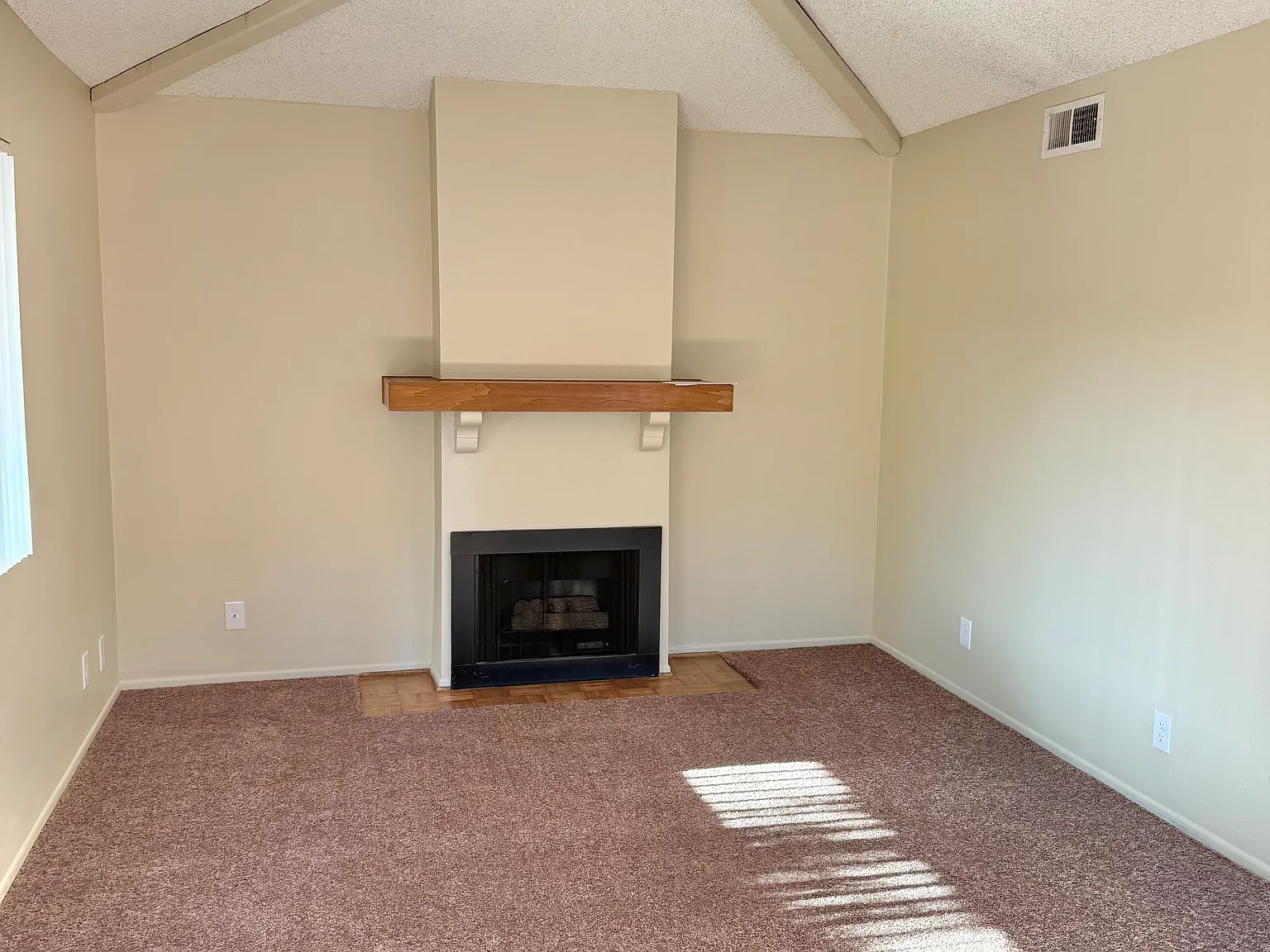 2 bed, 1067 sqft, $2,795 — Photo 4