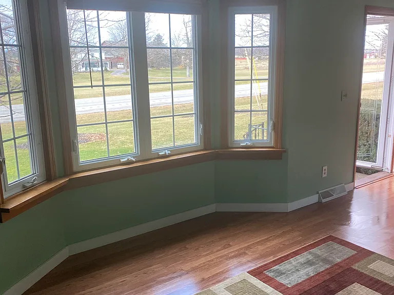 2563 Main St — Photo 8