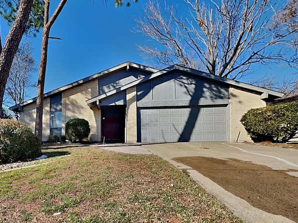 1012 Via Valencia, Mesquite, TX 75150