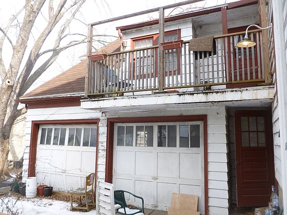 rear gar and MBR above