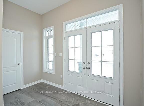 2nd image of 198 Crombie St