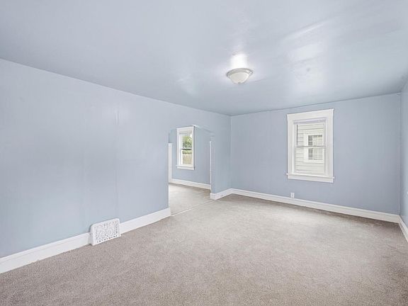 4th image of 4414 N 25th STREET