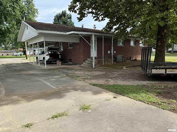 3rd image of 633 S Jefferson Ave