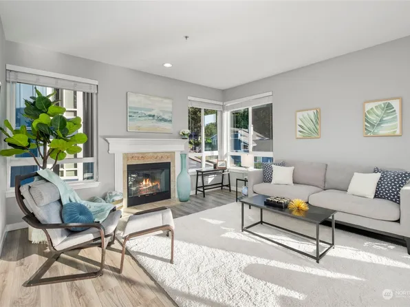 3914 243rd Place SE #L203, Bothell, WA 98021