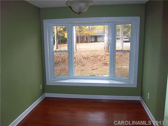 4th image of 12320 Rock Canyon Dr