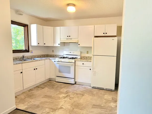 286 S Airport Rd E, Traverse City, MI 49686