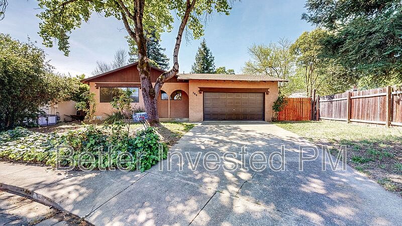 1st image of 580 Pomo Dr