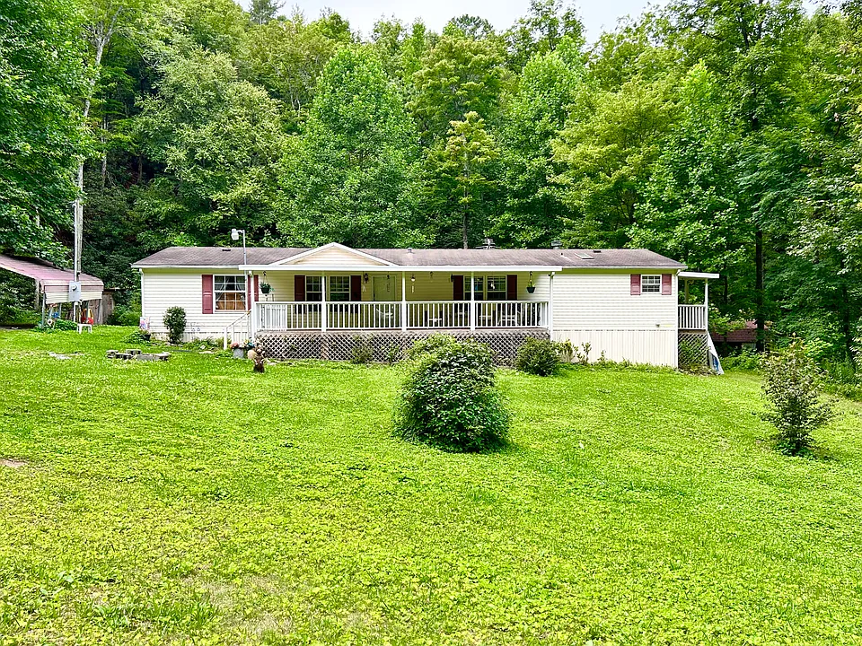 4011 Forest Trail Dr