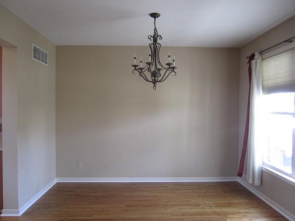 3rd image of 1822 Farmhouse Way