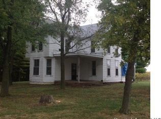 9579 Dawson Ln, Riverton, IL 62561