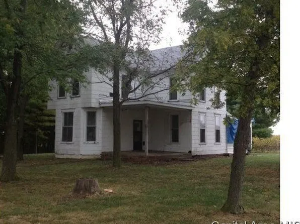 9579 Dawson Ln, Riverton, IL 62561