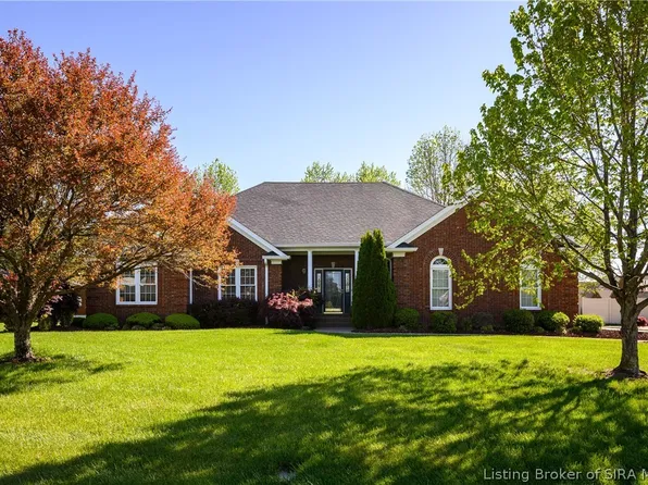 3054 Plantation Drive, Sellersburg, IN 47172