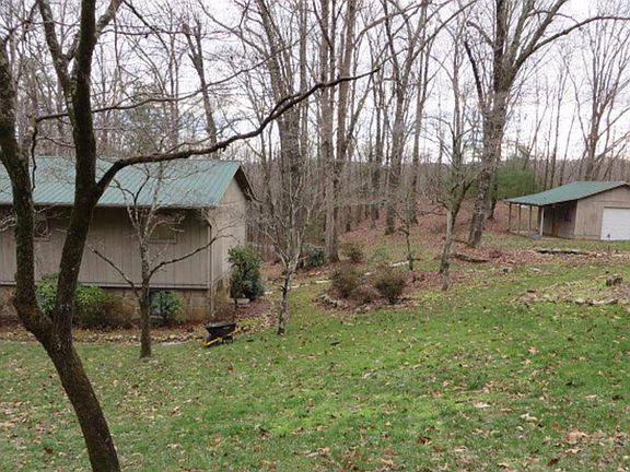 2nd image of 133 Sherwood Ln