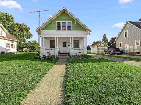 145 East Burnett STREET, Beaver Dam, WI 53916