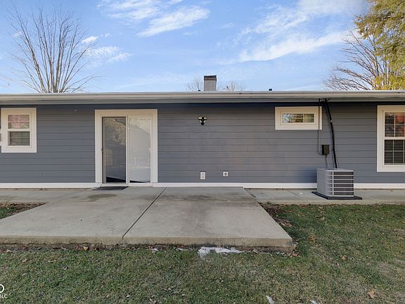3rd image of 1536 Rolling Ridge Dr