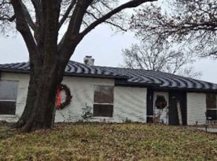 2033 Eagle Nest Pass, Lewisville, TX 75077