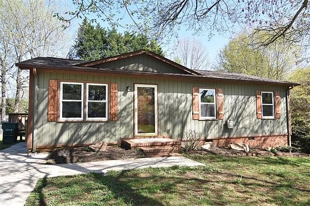 1st image of 1308 Oak Hill Dr