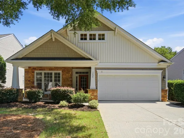3229 Darlington Rd, Matthews, NC 28105