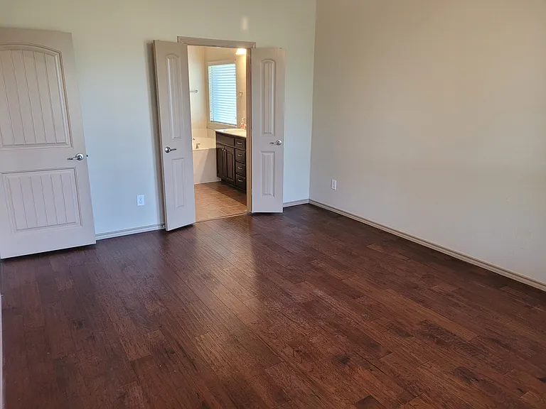 5833 Tuleys Creek Dr — Photo 14