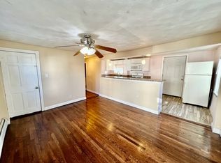 14 Amity St Floor 2, Lynn, MA 01902