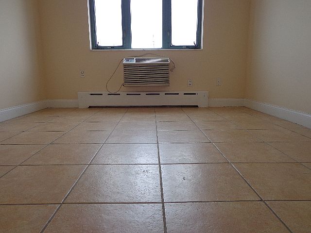 1st image of 2447 44th St #1H