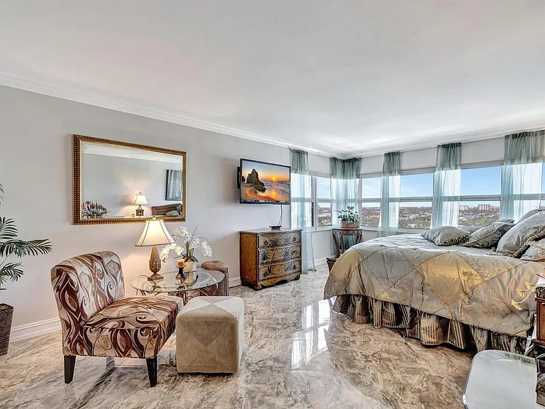 2100 S Ocean Dr #16F — Photo 18