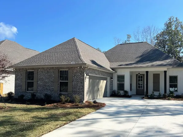 38 E Tweet St, Freeport, FL 32439