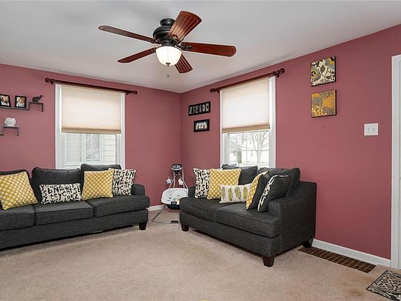4th image of 170 Edgewood Ave