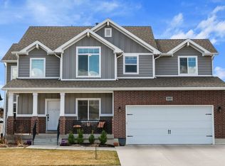 542 S Trailside Dr, Layton, UT 84041
