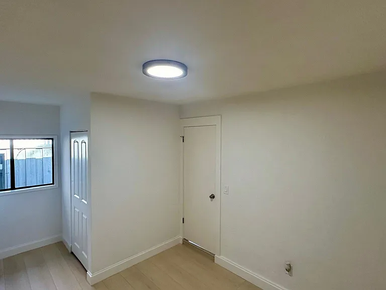 102 Colorado Ave — Photo 10