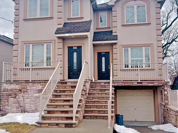 324 Kiswick St, Staten Island, NY 10306