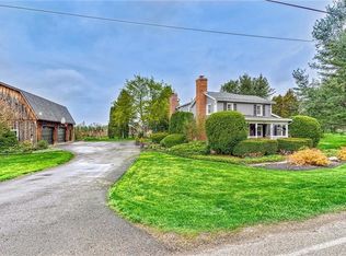 2971 Seeley Rd, Williamson, NY 14589