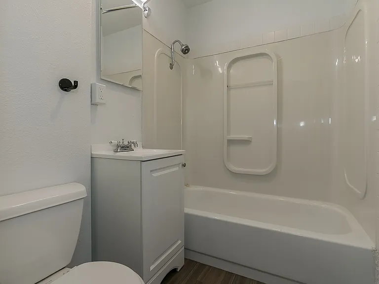 1770 Patterson St — Photo 10