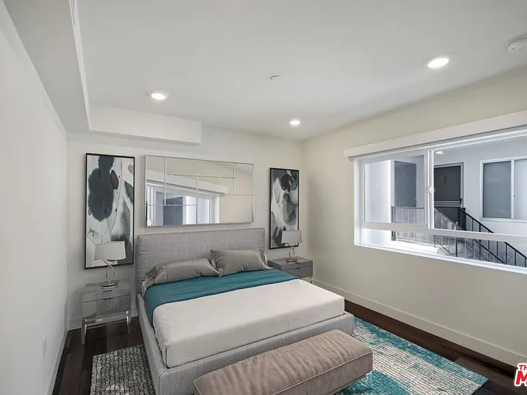 3667 Mentone Ave #3 — Photo 7