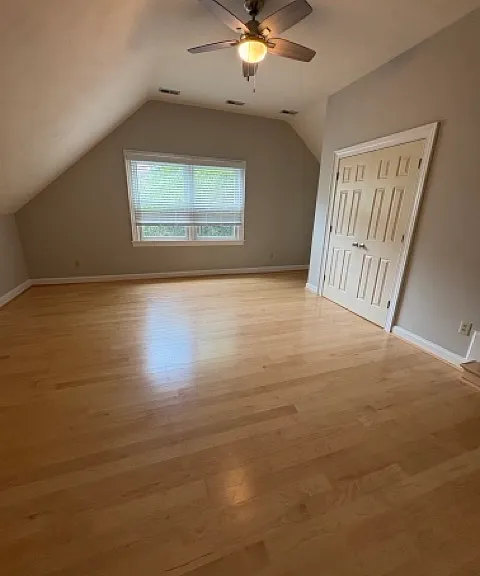 504 Aguila Dr — Photo 18
