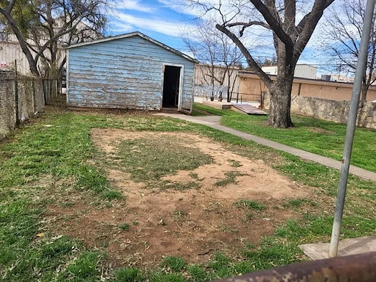 1750 Walnut St — Photo 16