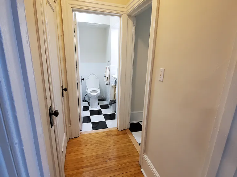 174 Earl St #8 — Photo 6