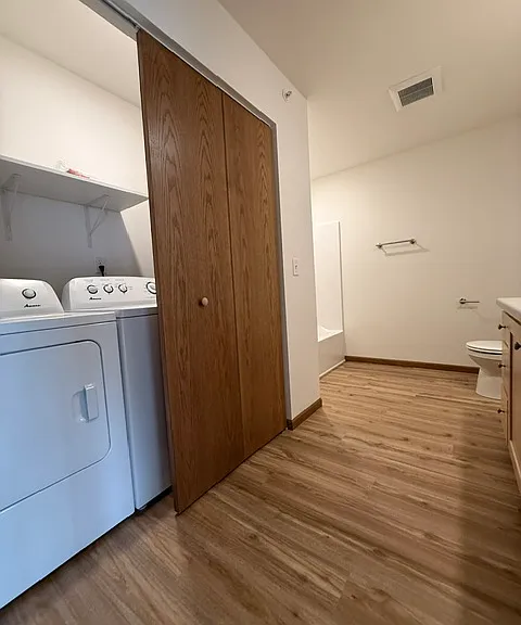 300 Treml Dr — Photo 4