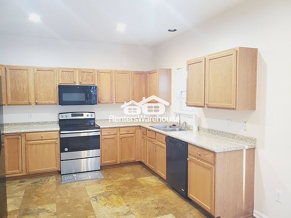 5th image of 7711 Parkside Dr