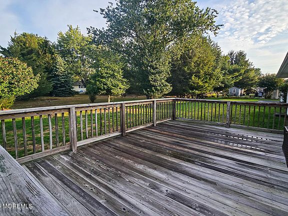 4th image of 593 Jamaica Boulevard