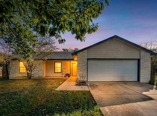 105 Snyders Trl, Liberty Hill, TX 78642