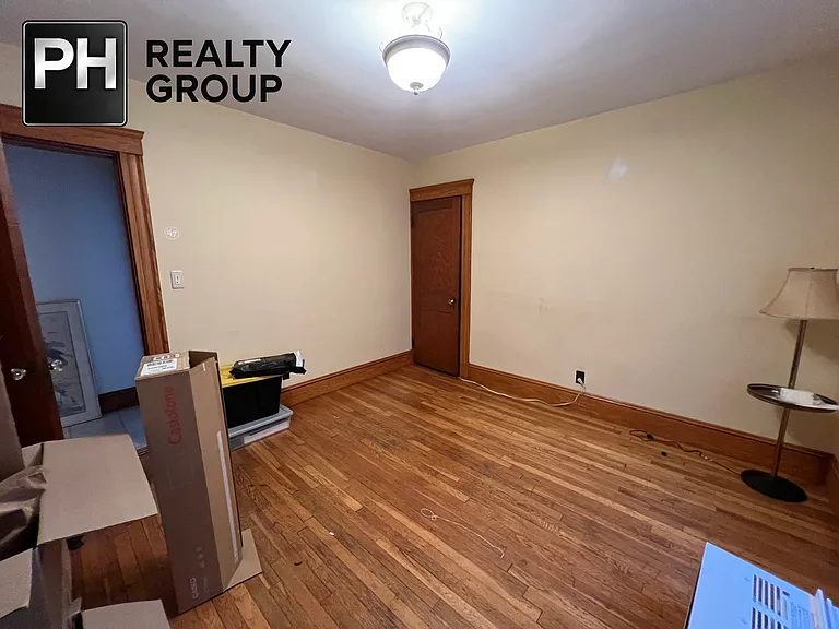385 Arlington St #1 — Photo 11