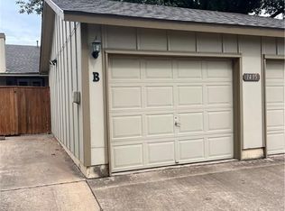 1415 W Braker Ln #B, Austin, TX 78758