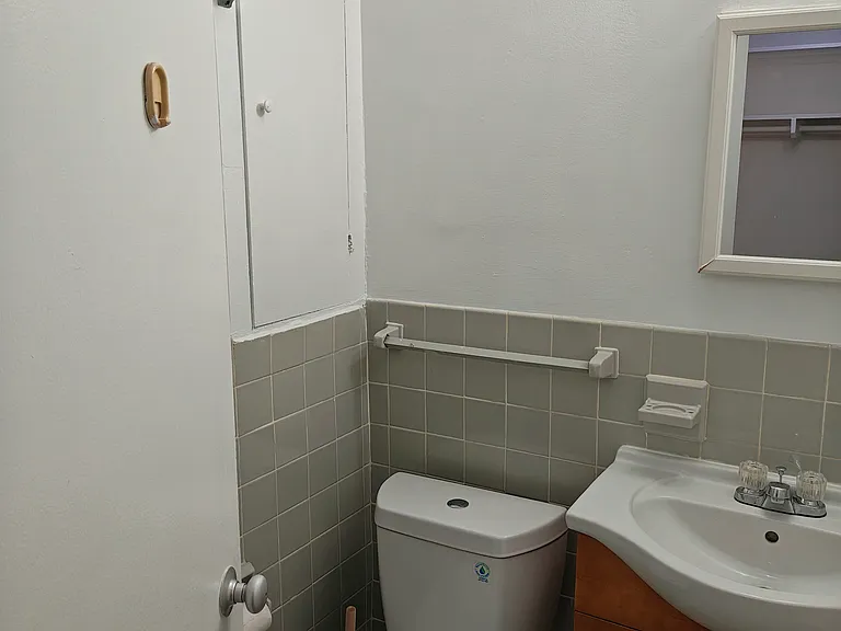 1021 Arlington Blvd #1101 — Photo 5