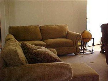 3rd image of 4 Greenhaven Dr