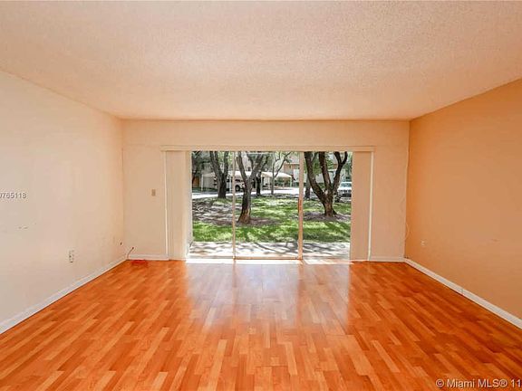 3rd image of 9363 Fontainebleau Blvd APT H114