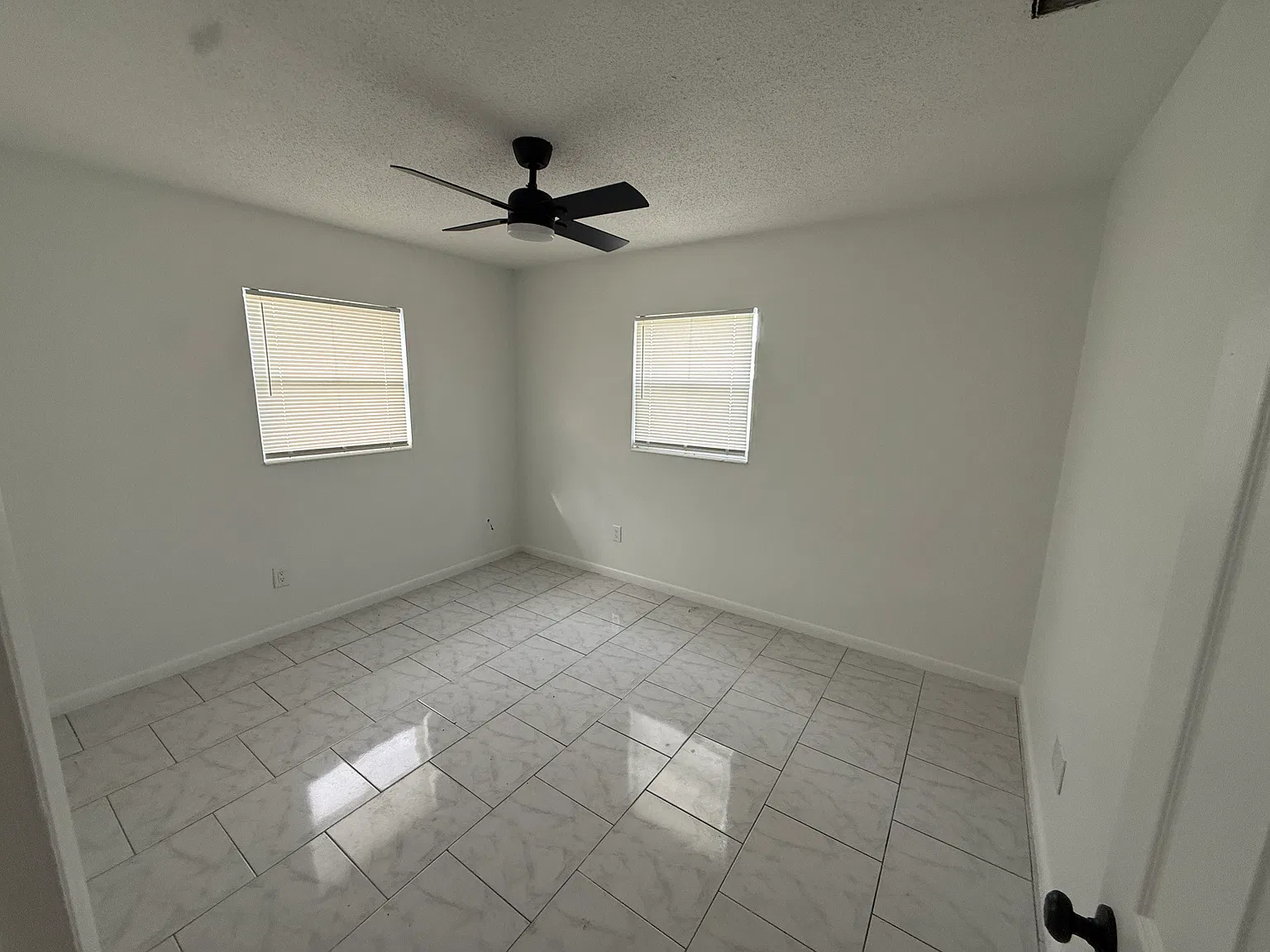 2 bed, 850 sqft, $1,550 — Photo 4