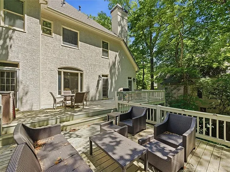 1247 Manor Oaks Ct — Photo 63