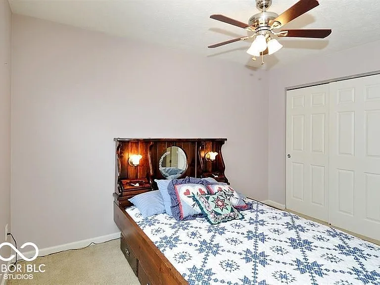 420 W Main St — Photo 35
